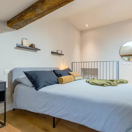 Living - Centro Apartment *