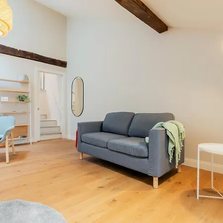 Living - Centro Apartment *